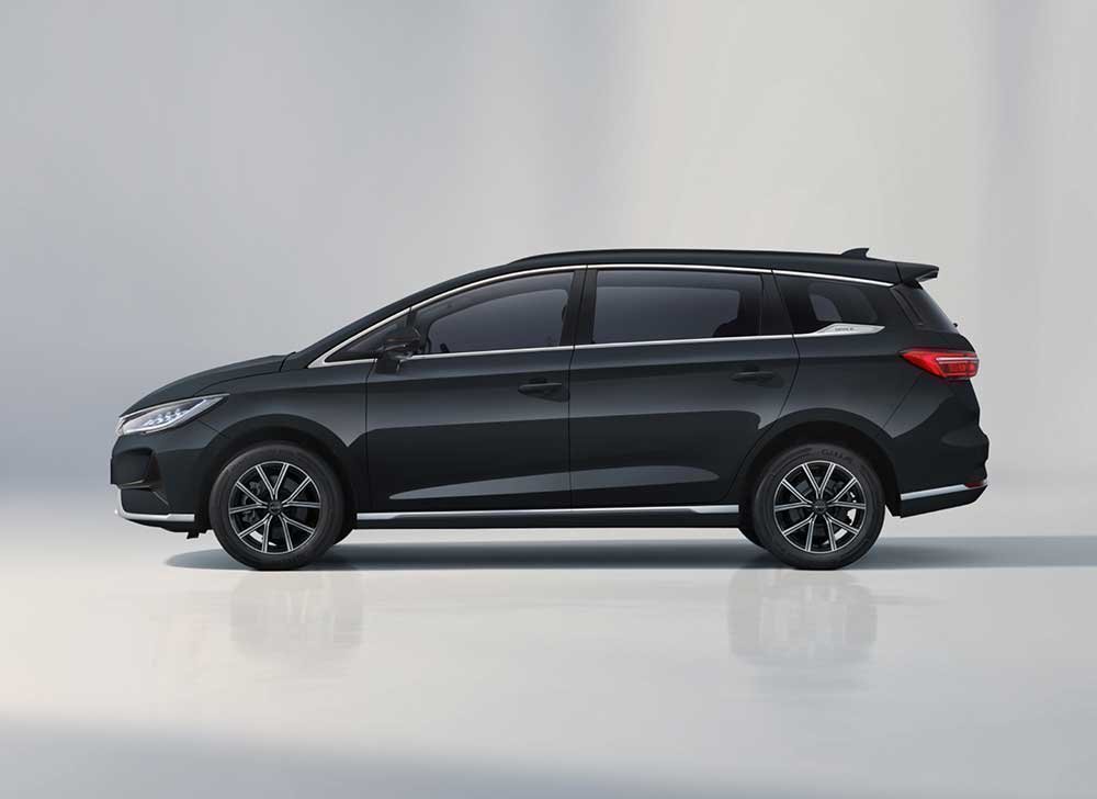 harga BYD M6 di Cilegon